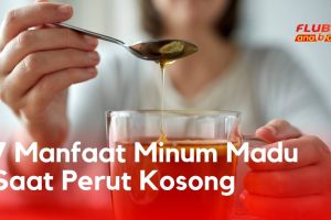 7 Manfaat Minum Madu Saat Perut Kosong, Wajib Tahu!